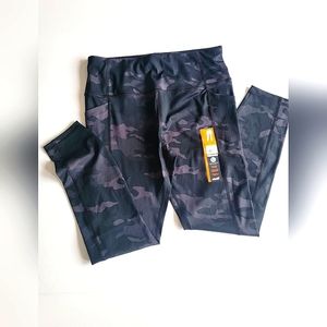 Avia Camo High Waisted leggings w/cell pockets
